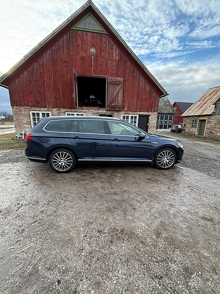 Volkswagen Passat 4 of 5