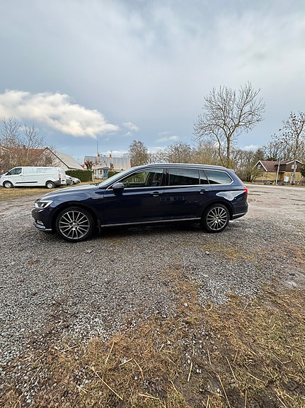 Volkswagen Passat 3 of 5