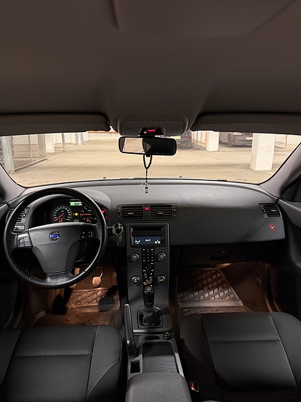Volvo S40 5 of 6