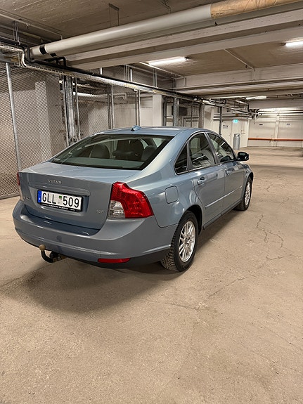 Volvo S40 3 of 6