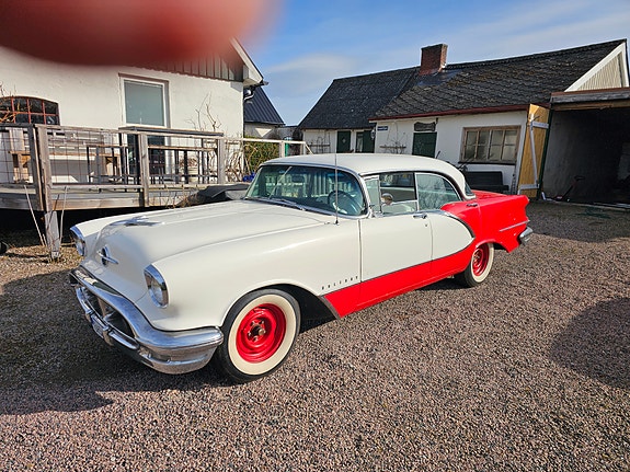 Oldsmobile Ninety Eight 1956