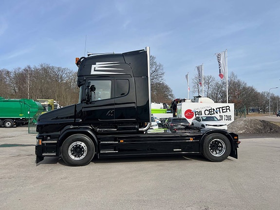 Scania T520 V8 4x2 Nosbil, Torpedbil, Utställningsbil Euro 6 2 of 12