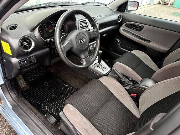 Subaru Impreza 12 of 16