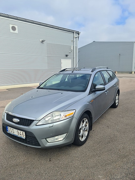 Ford Mondeo 3 of 5