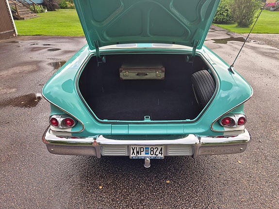 Chevrolet Bel Air 4 of 6