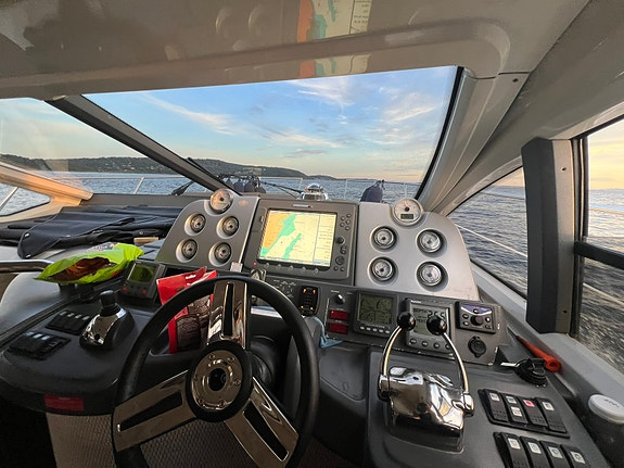 2008 AZIMUT 43S VP IPS 500 D6 320timer tar inbyte/byte 8 of 30