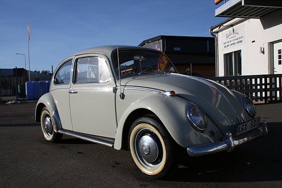 Volkswagen 1300 3 of 22
