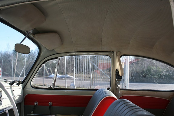 Volkswagen 1300 16 of 22