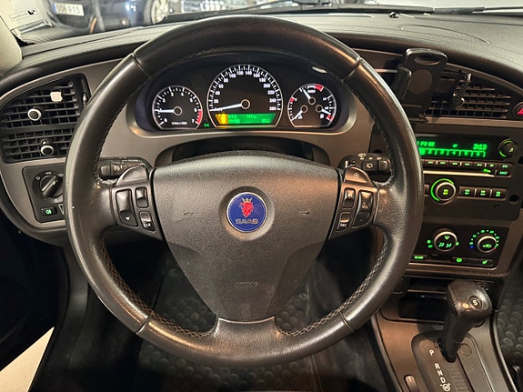 Saab 9-5 11 of 24