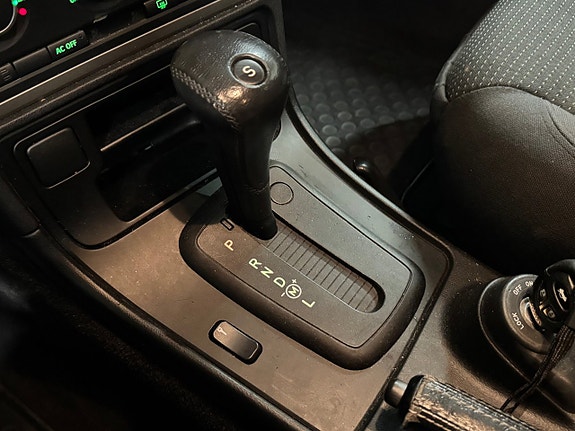 Saab 9-5 17 of 24