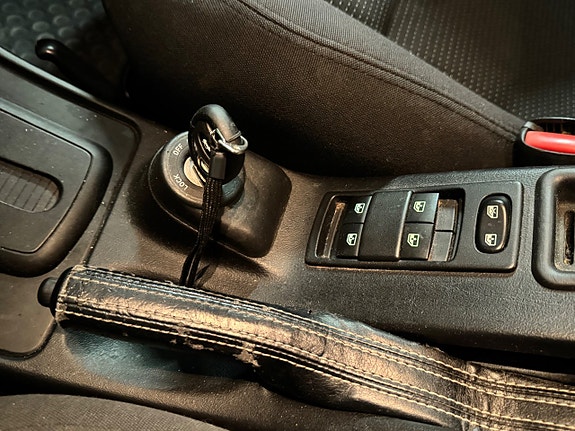 Saab 9-5 16 of 24