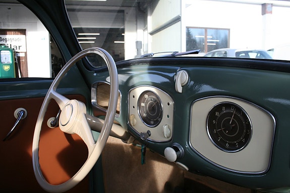 Volkswagen 1200 20 of 24