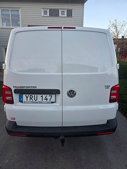 Volkswagen Transporter 4 of 5
