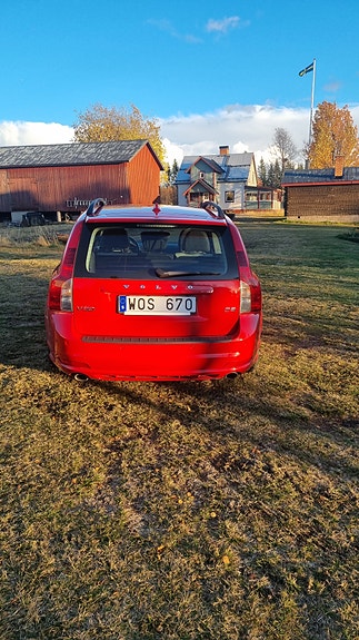 Volvo V50 5 of 5