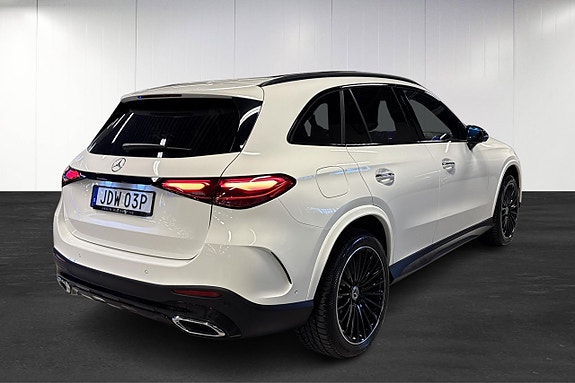 Mercedes-Benz GLC300 de 3 of 5