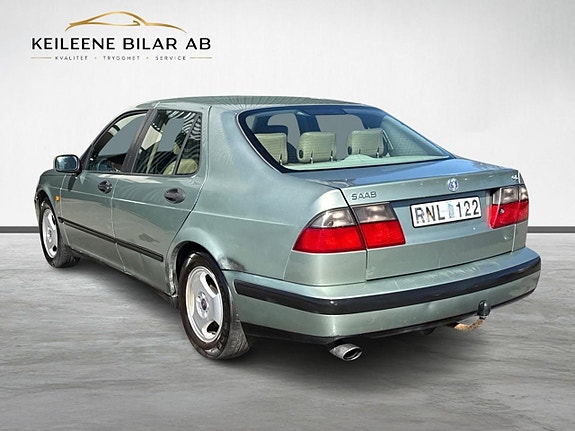 Saab 9-5 9 of 17