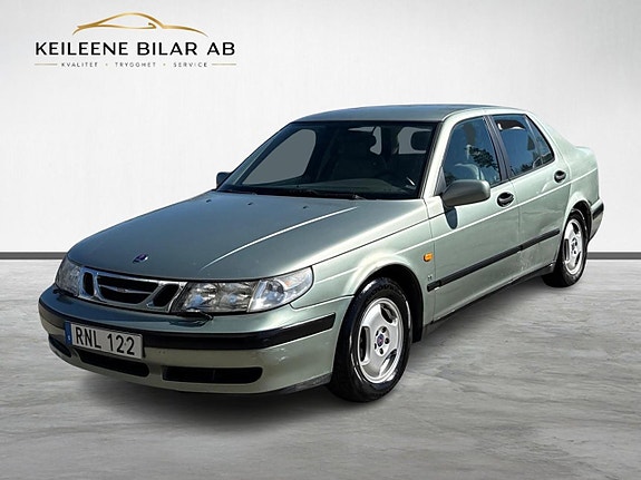 Saab 9-5 3 of 17