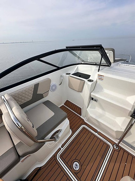 Bayliner VR6 -23/24, full utr. / bogprop 7 of 11