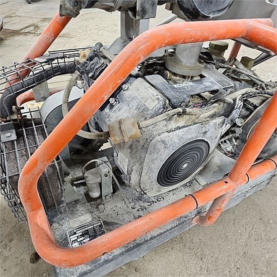 Husqvarna SOFF-CUT 4000 10 of 16