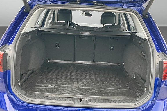 Volkswagen Passat 9 of 10