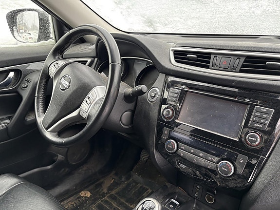 Nissan X-Trail 6 of 16