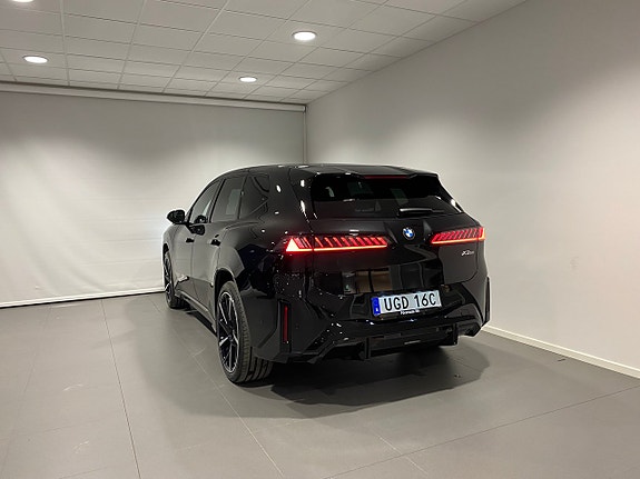 BMW iX3 15 of 16