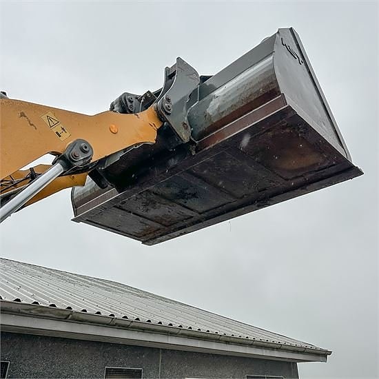 Liebherr L526 - 15 ton 28 of 30