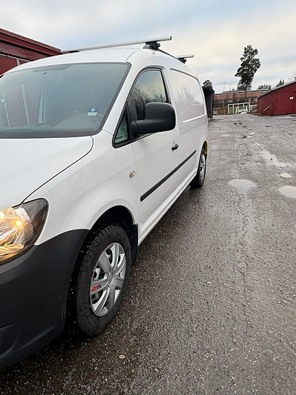 Volkswagen Caddy Maxi 3 of 4