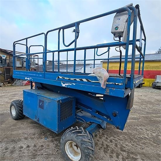 UpRight SL26 - 10 m 4 of 30