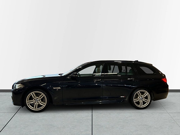 BMW 520d 4 of 5