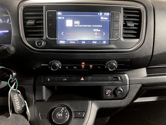 Opel Vivaro 11 of 14