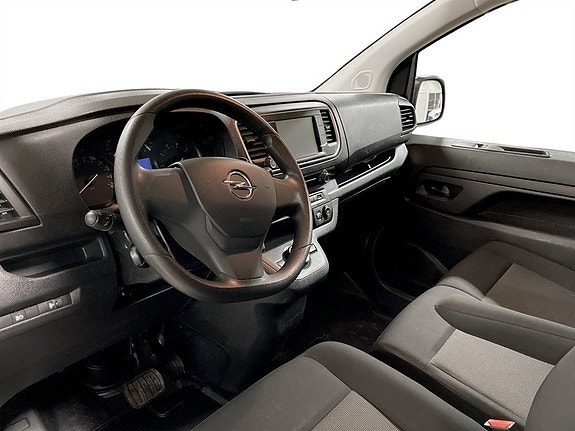 Opel Vivaro 7 of 14