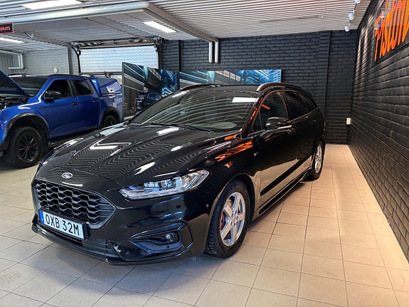 Ford Mondeo 4 of 5