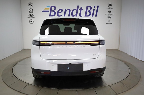 Leapmotor B10 8 of 24