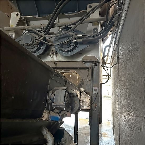 Metso / M&J 4000 S - With hydraulisk pump stations 16 of 30