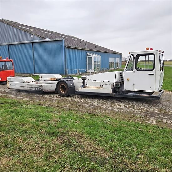 Kalmar TBL180 - Pushback traktor Towbarless 11 of 30