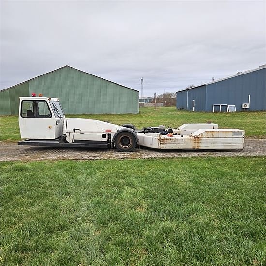 Kalmar TBL180 - Pushback traktor Towbarless 3 of 30
