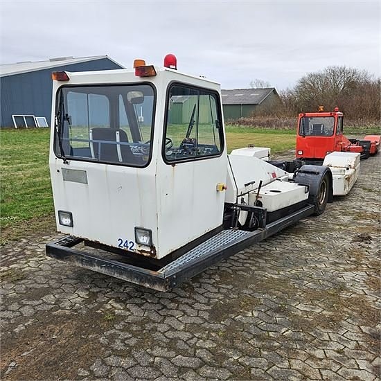 Kalmar TBL180 - Pushback traktor Towbarless 15 of 30