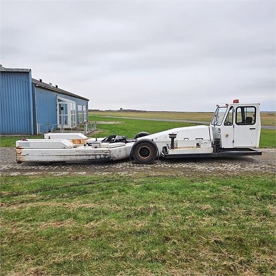 Kalmar TBL180 - Pushback traktor Towbarless 10 of 30