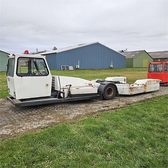 Kalmar TBL180 - Pushback traktor Towbarless 2 of 30