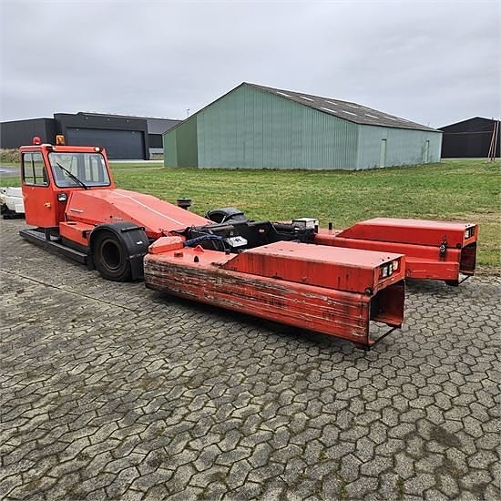 Kalmar TBL180 - Pushback traktor Towbarless 3 of 30
