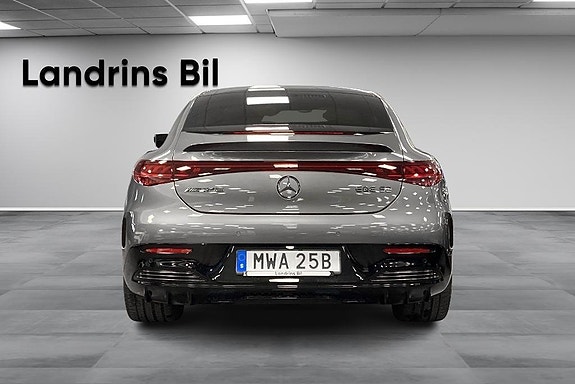 Mercedes-Benz EQE SUV 5 of 5