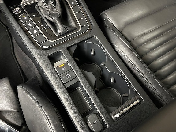 Volkswagen Passat 20 of 20