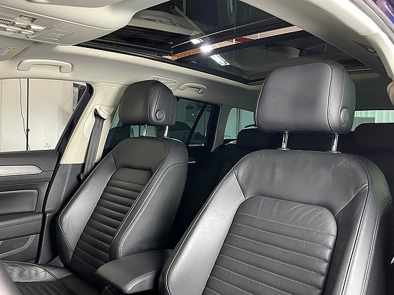 Volkswagen Passat 10 of 20