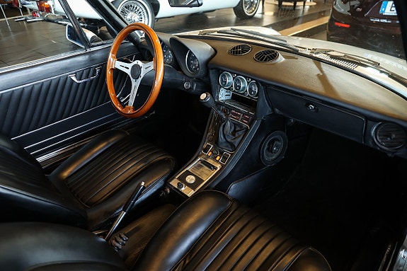 Alfa Romeo Spider 16 of 21