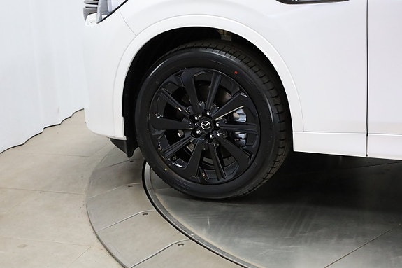 Mazda CX-60 25 of 26
