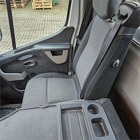 Renault Master 2,3 Dci - 165 RWD Chassis T35 L3 21 of 30