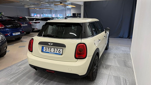 MINI One 4 of 10