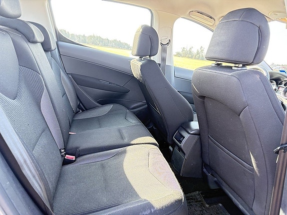 Peugeot 308 10 of 15