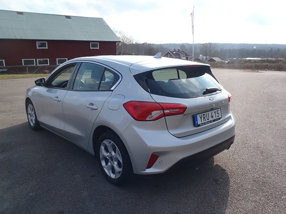 Ford Focus 4 of 5